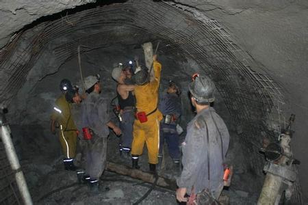曾都工程爆破中的危险因素分析以及应对工程爆破危险的措施